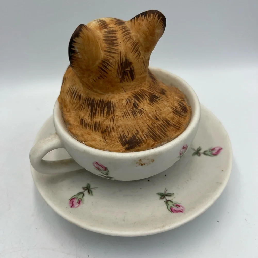 Charming Cat Teacup Figurine - Brown and White, Mann, Music Box - Music Works!